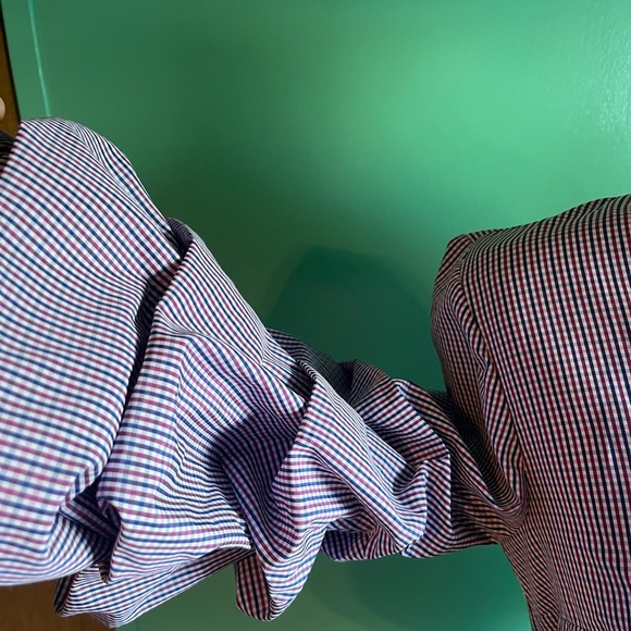 Check ruffle sleeve top - Picture 2 of 7